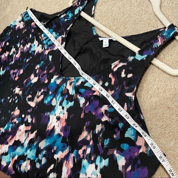 Boutique Blouse - Picture 7 of 7